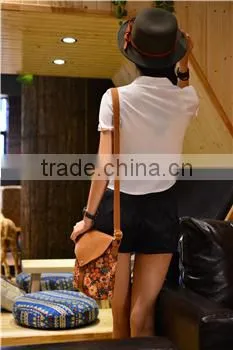 Best Selling Stylish Lether Messenger Bag for Women photo-4