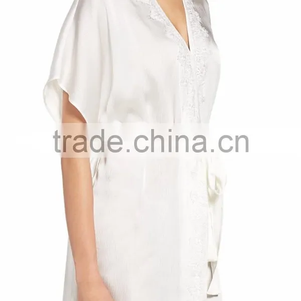 Spa Robes Wholesale Fashion Modern Choir Sleepwear for Women Night Cheap Silk Robes photo-3