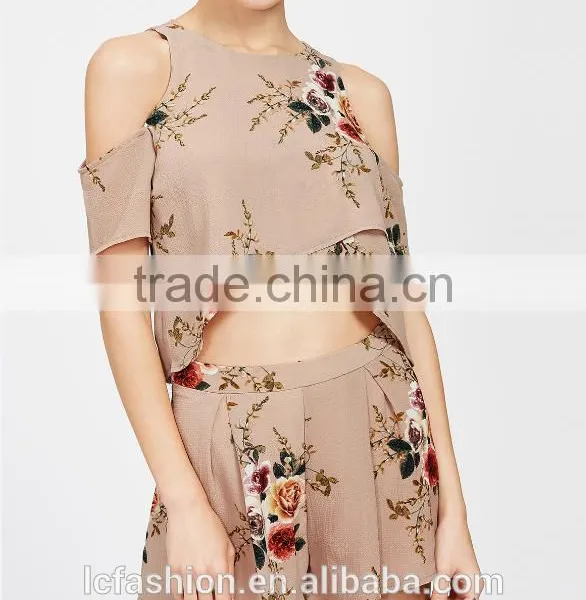 Two Piece Set Women Clothing Floral Print Cold Shoulder Crop Split Top With Shorts photo-2
