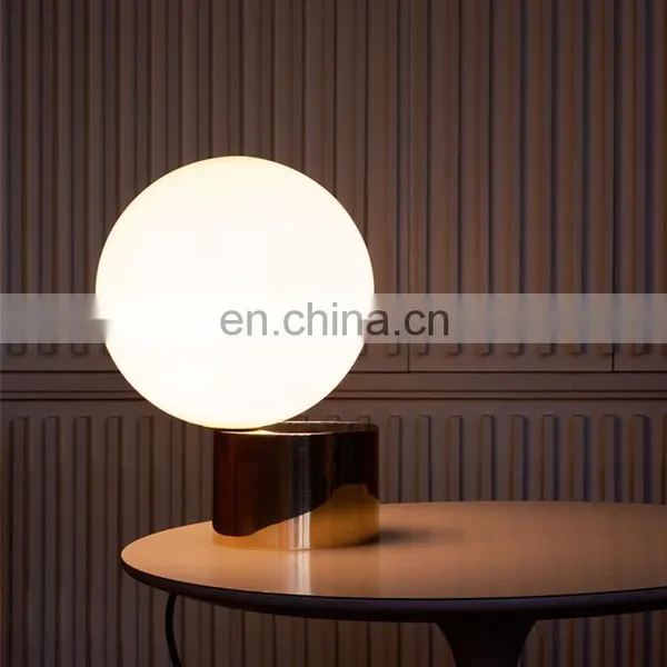 Factory Direct Gold Metal Glass LED Table Lamp Chinese Table Lamps photo-2