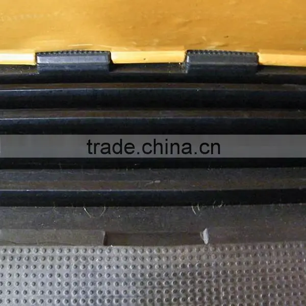 Lower Factoty Price 900*500*50mm Soft Flexible 5 Channels Rubber Heavy Duty Cable Protector photo-3