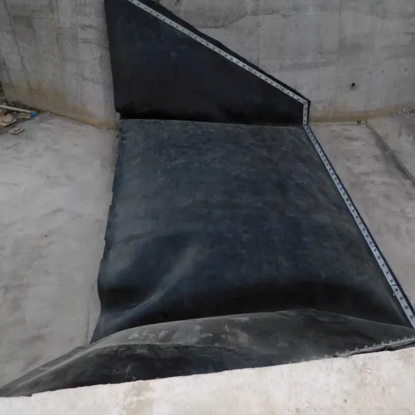 Heavy-Duty Rubber Dam Bag for Hydraulic Engineering Projects photo-3