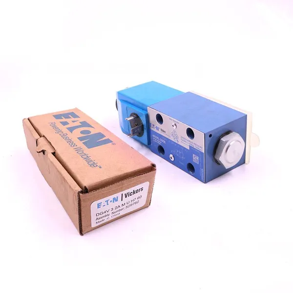 Popular Sany Genuine Solenoid Valve Directional Valve B220400000079 Suitable for Telescopic Handler Excavator Hydraulic System photo-2