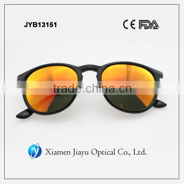 Fashion Sunglasses Store Yellow Sunglasses photo-2