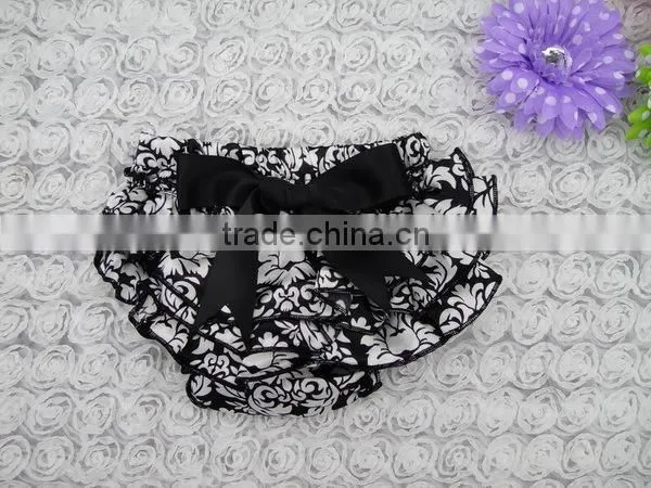 Hot Sale ! Fashionable Baby Boutique Cute Ruffled Panties Satin Bloomer Diaper Cover photo-2