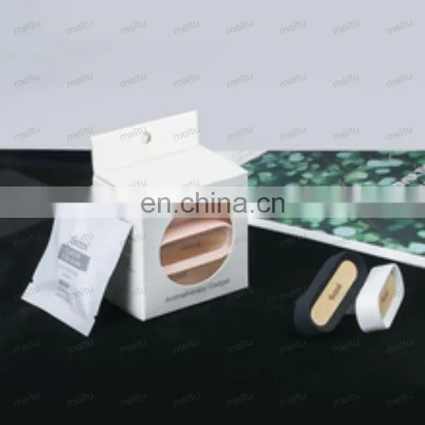 Car Outlet Aromatherapy Diffuser Creative Wooden Aromatherapy Long Perfume Air Conditioning Mouth Perfume Clip photo-3