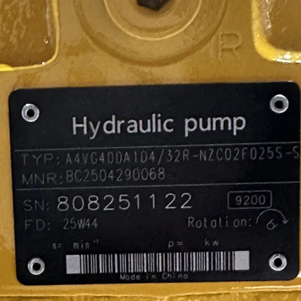 Hydraulic Pump 708-2L-00112 for PC200-7 Piston Pump Variable Piston Pump Piston Pump photo-4
