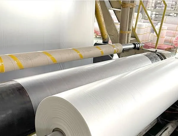 Strong Hand Stretch Film for Efficient Manual Packaging and Shelf Stacking Tasks photo-5