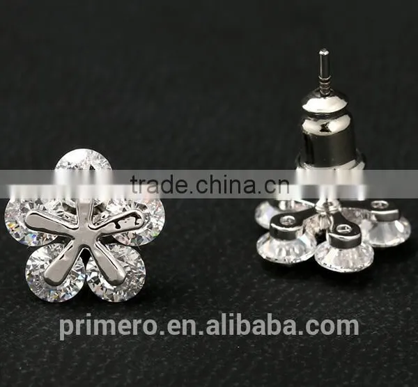 New Top Design Cubic Zircon Glittering Snowflake Stud Earrings photo-5