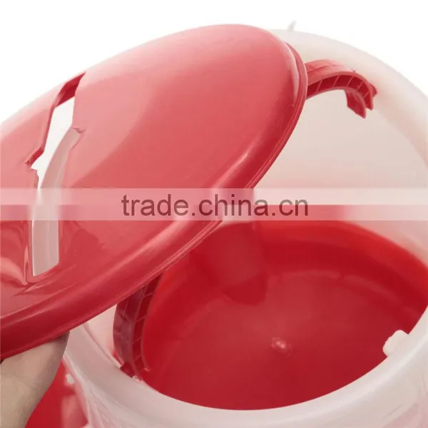 Hot Sale Plastic 16x9.5x18.5cm 1.5kg White+Red Plastic Feeder Baby Chicken Chicks Hen Poultry Feeder Lid Handle photo-4