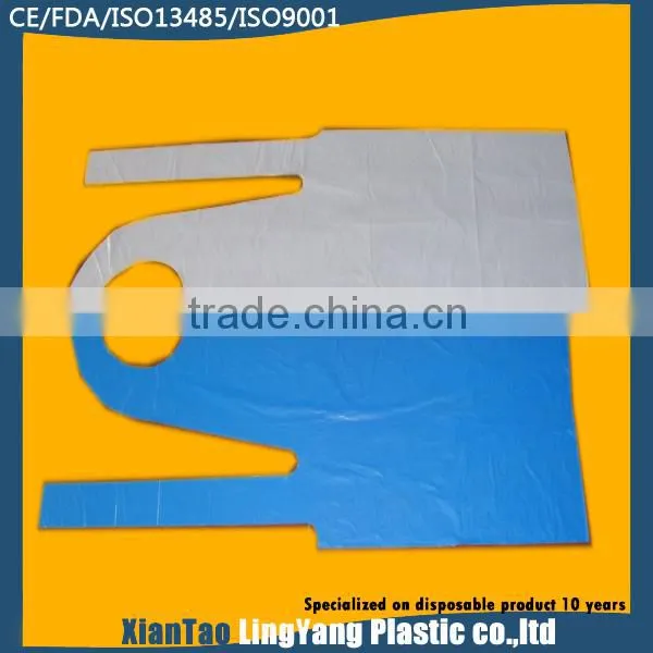 28" x 46" White Plastic Disposable Apron, Pack of 100 photo-2