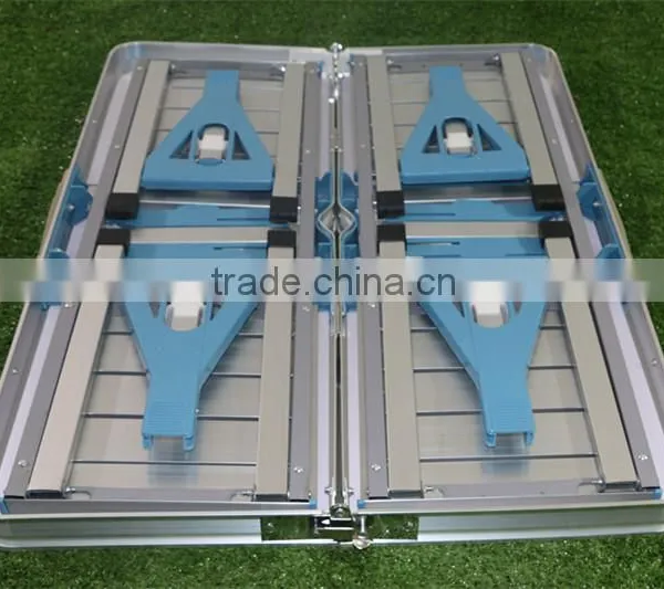 Fashion Outdoor Furniture Folding Table and Chair in Bulk photo-2