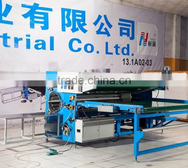 China Foshan NaiGu Manufacturer Foam Mattress Roll Packing Machine photo-5