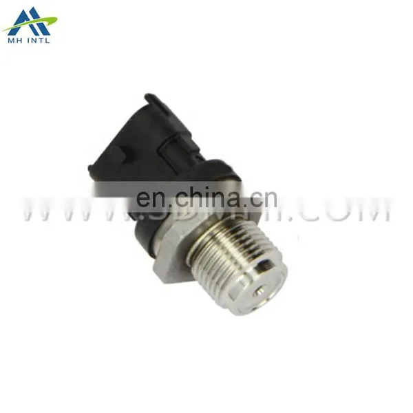 Auto Parts Fuel Rail High Pressure Sensor 30677300 For V-olvo photo-2