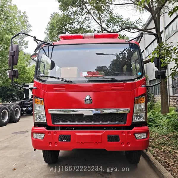 Cnhtc Howo Double Cab Mass Export Type Fire Fighting and Sprinkling Vehicle for Fire Rescue and Greenery Sprinkling photo-3