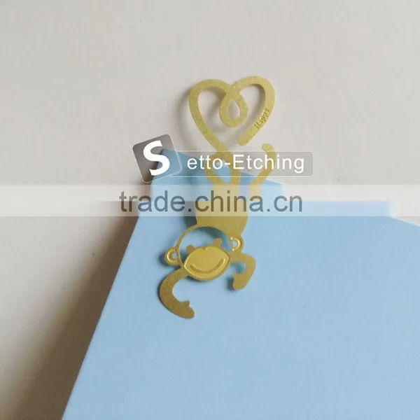 Funny monkey metal bookmark wholesale with heart hook