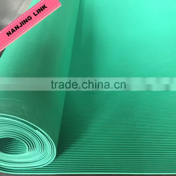 Green Color Non Slip Rubber Matting Rolls for Workshop and Wet Areas photo-2