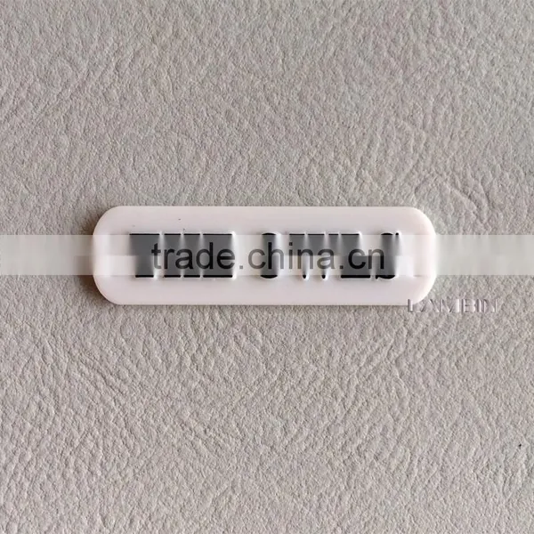 Hangzhou Lambin Customs Silk Screen Printed Plastic Label Tag for Luggage photo-2