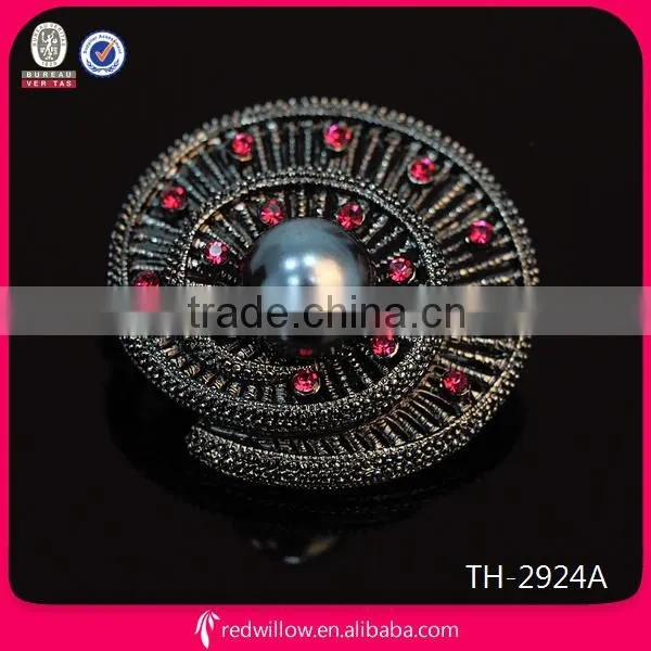 2015 Latest Products Cheap China Wholesale Elegant Brooch for Beauty photo-3