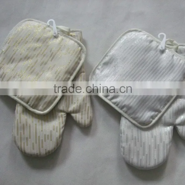 Red Golden Thread Glove Set and Silver Glitter Sunshine Glitter Glove Set and Pot Holder photo-2