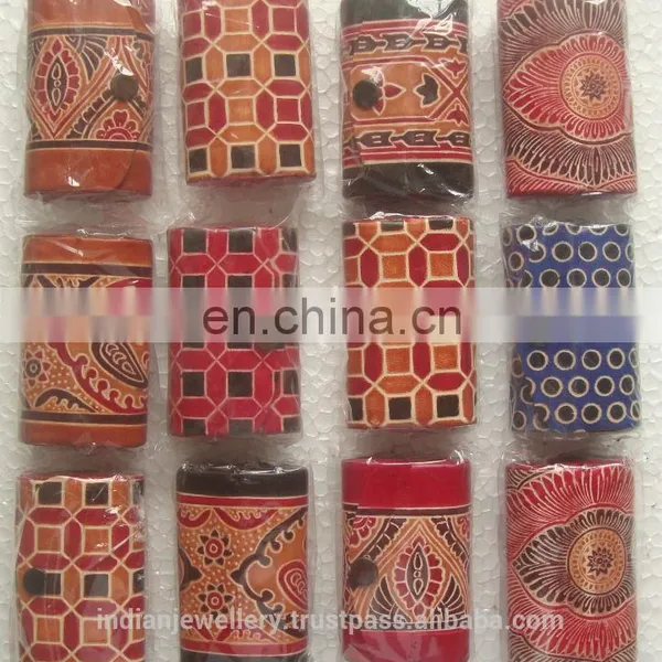 Embossed Leather Lipstick Cosmetic Mirror Case Manufacturer Exporter photo-5