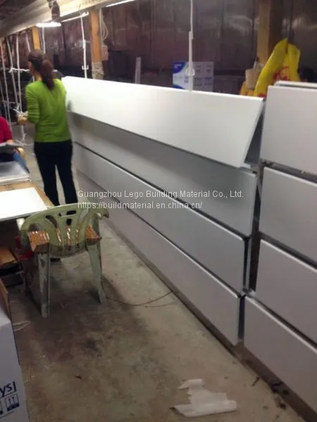 Exterior Wall Aluminum Buckle Ceiling Entertainment Venue Roll Coating photo-3