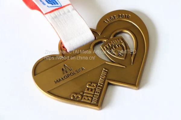 Cheap Custom 2D Metal Running Finishers Sports Medals With Colors photo-5