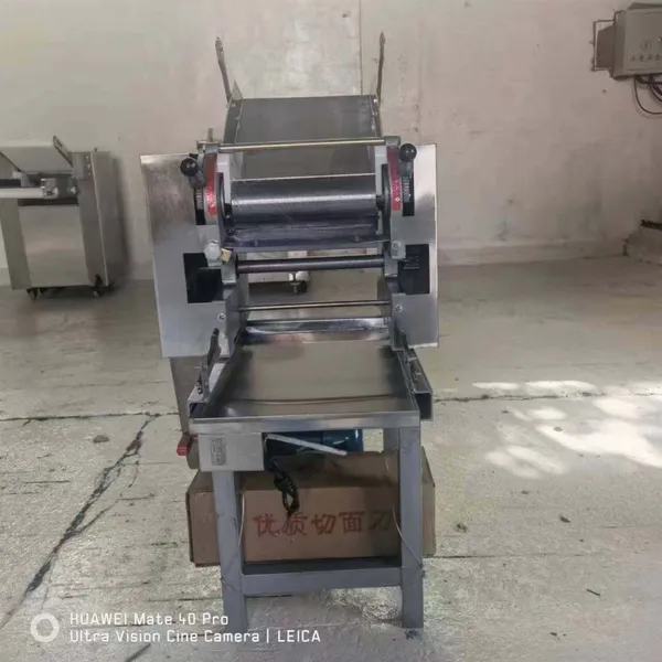 Fresh Noodle Making Machine Pasta Making Machine Dough Press Ramen Noodles