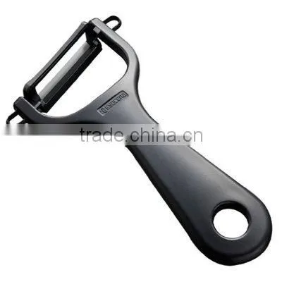Useful and Simple Kitchen Peeler Set Including Parer, Grater and Julienne Peeler photo-3