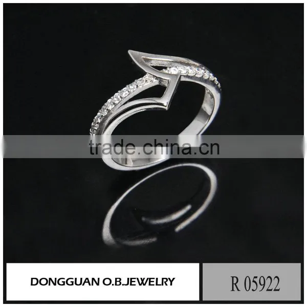 Handmade Ladies Ring Jewelry Display Low Price Imitation White Gold Ring photo-5
