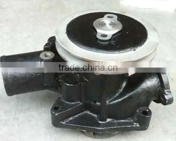 Cheaper Truck Spare Parts Water Pump Assy for Heavy Duty Truck CWB520 From China photo-2