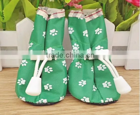 Fashion waterproof pet dog shoes/dog rain shoes