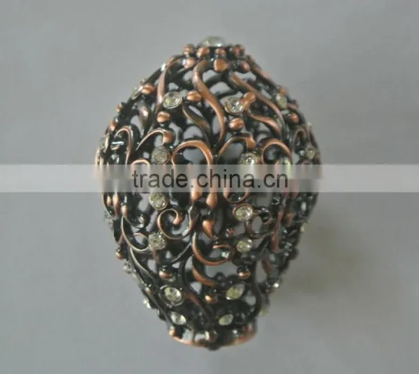 Art and Craft Production High Quality Decorative Head for Roma Curtain Pole
