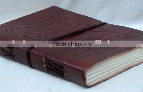 Handmade Vintage Strip Closer Embossed Leather Diary photo-3