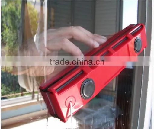 Wholesale Magent Window Cleaning Squeegee photo-2