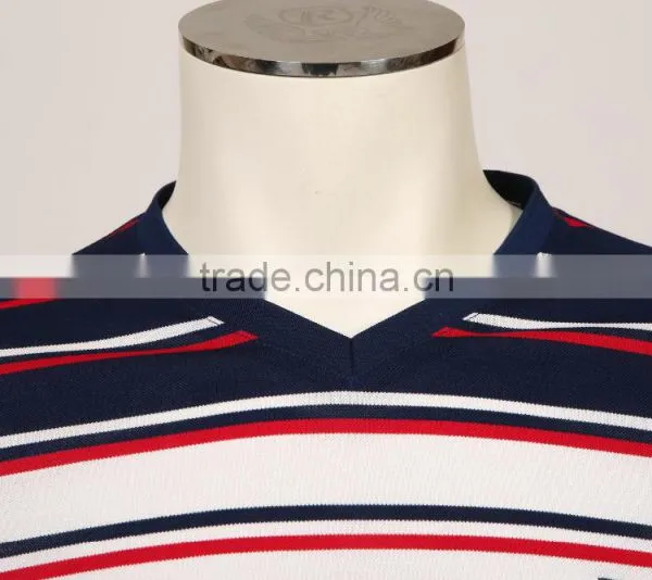 Logo t Shirt v Neck photo-2