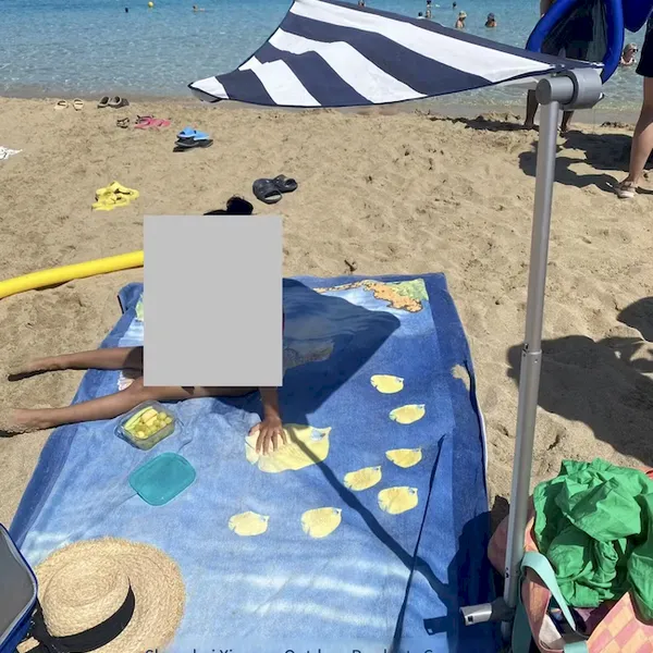 Small All-aluminum Square Cross Telescopic Beach Sunshade Umbrella for Shadow Shading photo-2