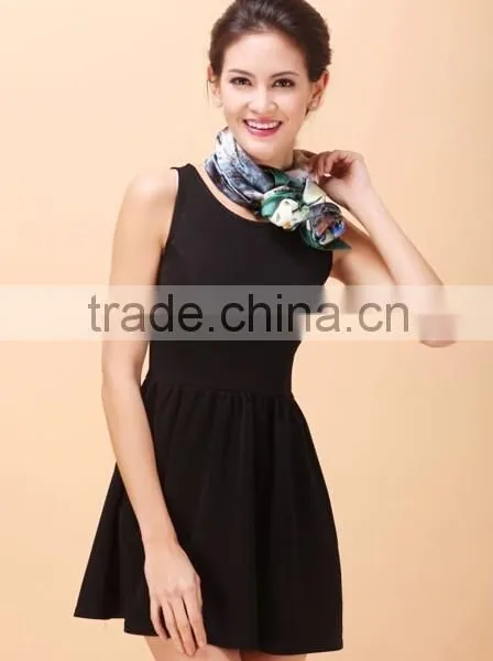 Customize 100%silk Scarves With Beautiful Abstract Printing photo-5