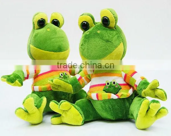 Fashional Popular Lovely Green Plush Frog Animal Toy With Heart Pillow for Valentine Festival photo-4