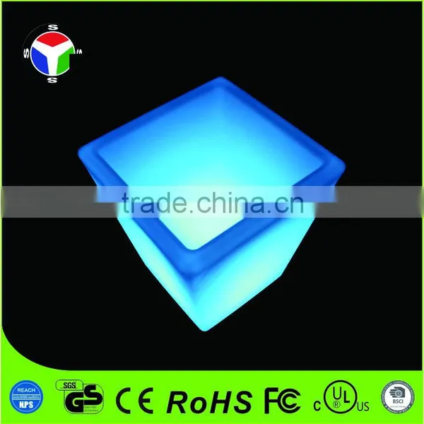 Color Changing Waterproof Plastic Led Flower Pot for Decoration