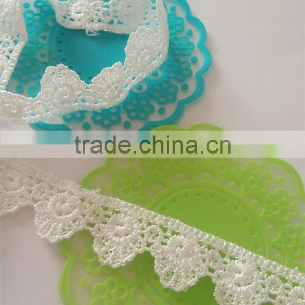 High Quality 2cm Embroidered Trimming Lace Decorative Laces Dress Fabric for Wedding photo-3