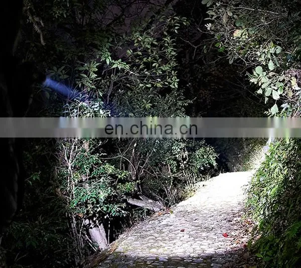 Factory Store Price XML T6 Adjustable Zoom 500m Bright LED 10W Aluminum Hunt Flashlight photo-4