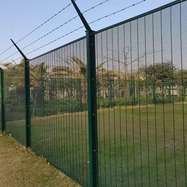 Industrial 358 Anti Climb Security Fence High Strength Anti-Breach Perimeter Fencing photo-1