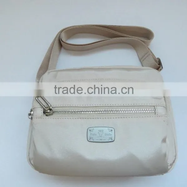 Fashion Walking Shoulder Bags Women photo-4