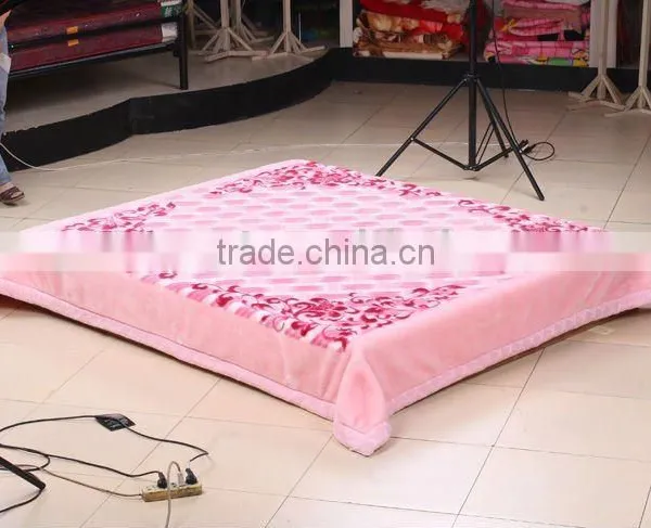 100% Ployester Printed Raschel-knitted Special-carving Blanket