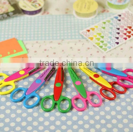 High Quality Paper Edger Pinking Shears/ Zig Zag Scissors Scrapbooking Decorative Craft Pattern Edged/ Scissors Paper Trimmer photo-2