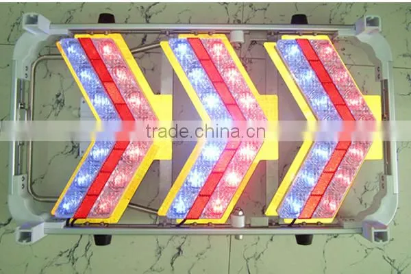Solar LED Construction Road Traffic Warning Sign photo-2