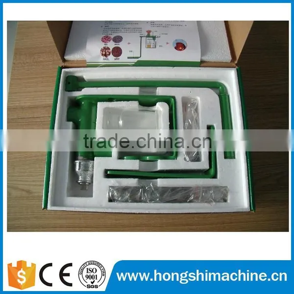 2016 Hot Sale Kitchen Appliance Convenient Home Mini Oil Mill Plant / Mini Oil Press photo-3