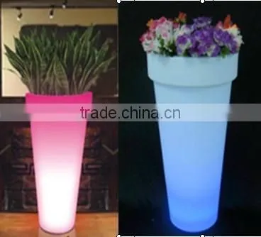 Wireless Rechargeable Color Changing Round LED Flower Pot With Lighting System photo-3