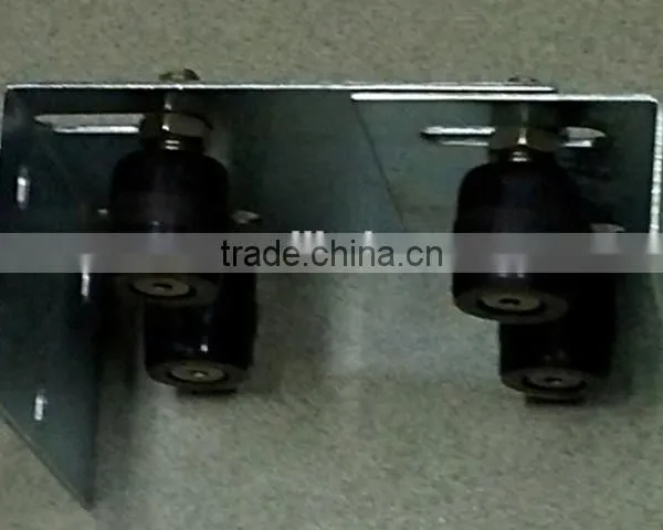 Upper Guide Nylon Roller Bracket Wih Gate Roller photo-4